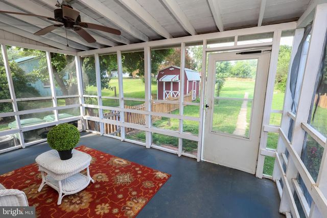 824 ARMSTRONG AVE, Hagerstown, MD 21740