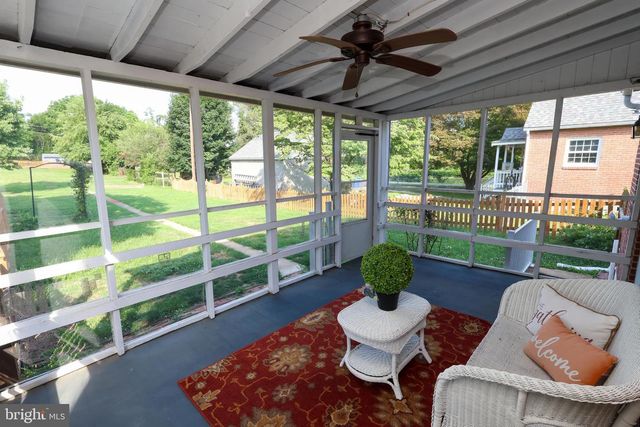 824 ARMSTRONG AVE, Hagerstown, MD 21740