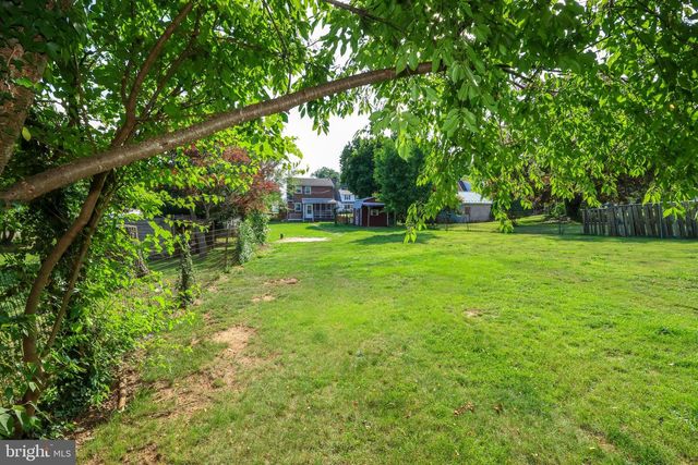 824 ARMSTRONG AVE, Hagerstown, MD 21740