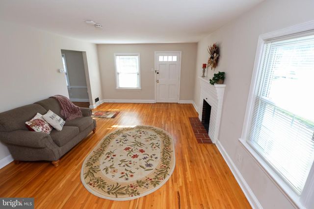 824 ARMSTRONG AVE, Hagerstown, MD 21740