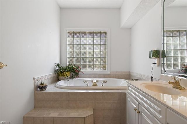 111 Leyland CT, Yorktown, VA 23693