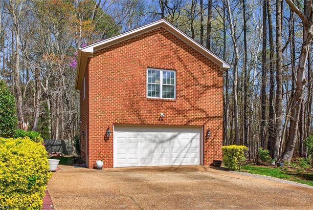 111 Leyland CT, Yorktown, VA 23693