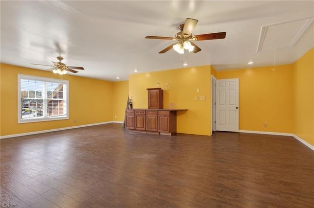 111 Leyland CT, Yorktown, VA 23693