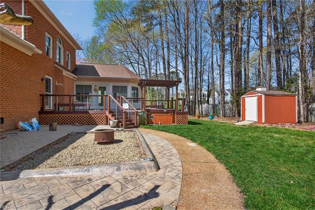 111 Leyland CT, Yorktown, VA 23693