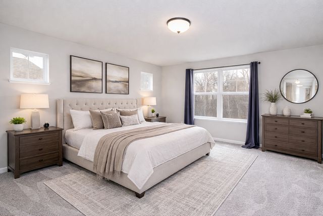 2217 Gateway Hill Road, North Saint Paul, MN 55109