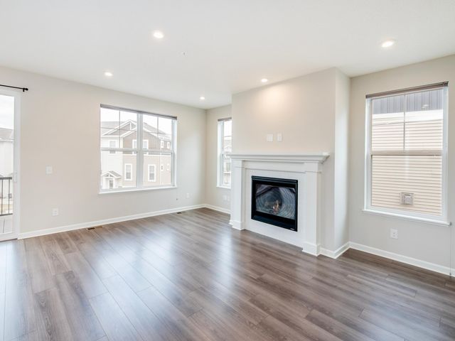 2217 Gateway Hill Road, North Saint Paul, MN 55109