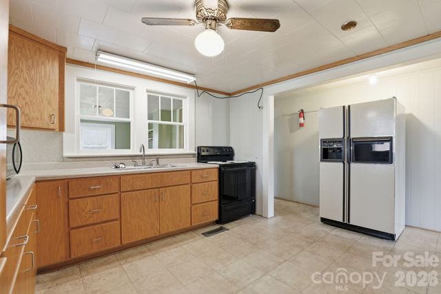 641 Central Drive, Statesville, NC 28677