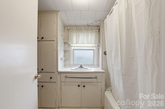 641 Central Drive, Statesville, NC 28677