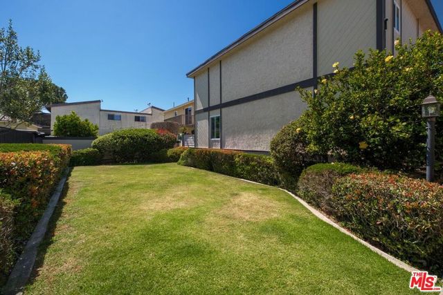 2120 Dufour Avenue 16, Redondo Beach, CA 90278