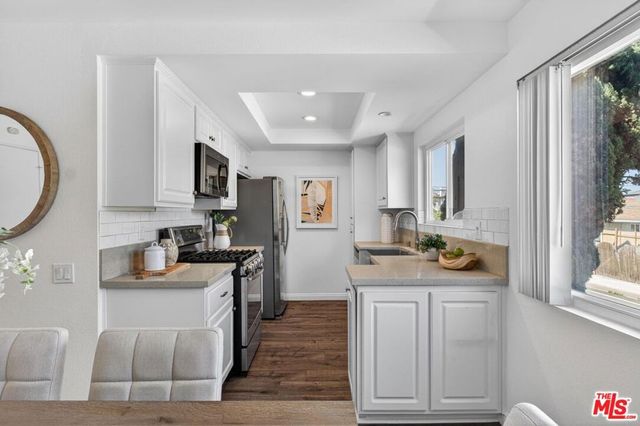 2120 Dufour Avenue 16, Redondo Beach, CA 90278
