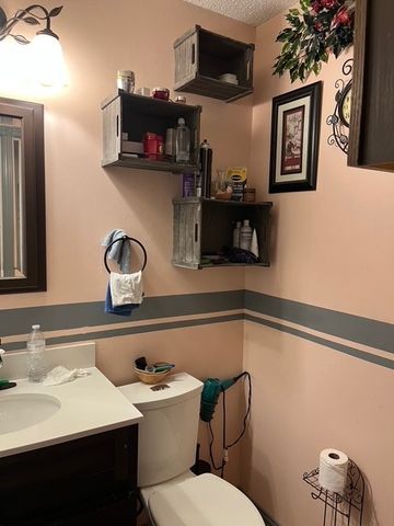 2020 Vickie Drive, Irving, TX 75060