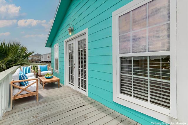 1089 Melody Lane, Crystal Beach, TX 77650