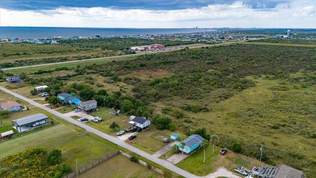 1089 Melody Lane, Crystal Beach, TX 77650