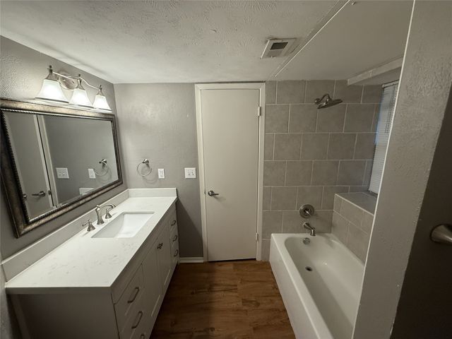 142 Henry M Chandler Drive, Rockwall, TX 75032
