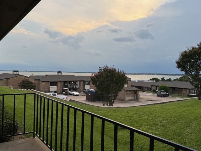 142 Henry M Chandler Drive, Rockwall, TX 75032