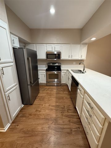 142 Henry M Chandler Drive, Rockwall, TX 75032