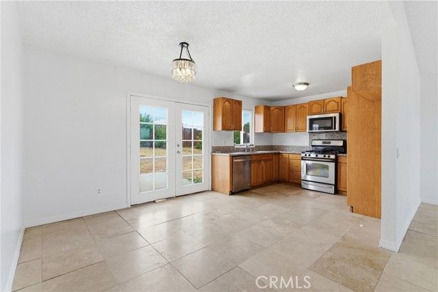 2047 E 7th, Ontario, CA 91764