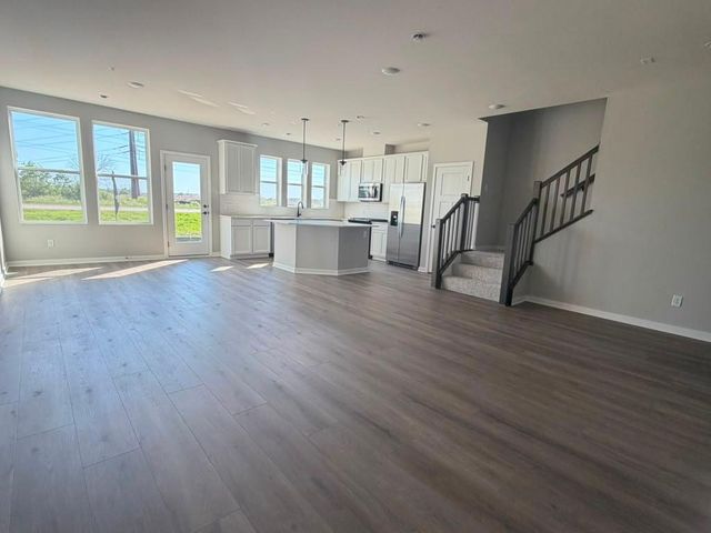 14465 103rd Place N, Maple Grove, MN 55369
