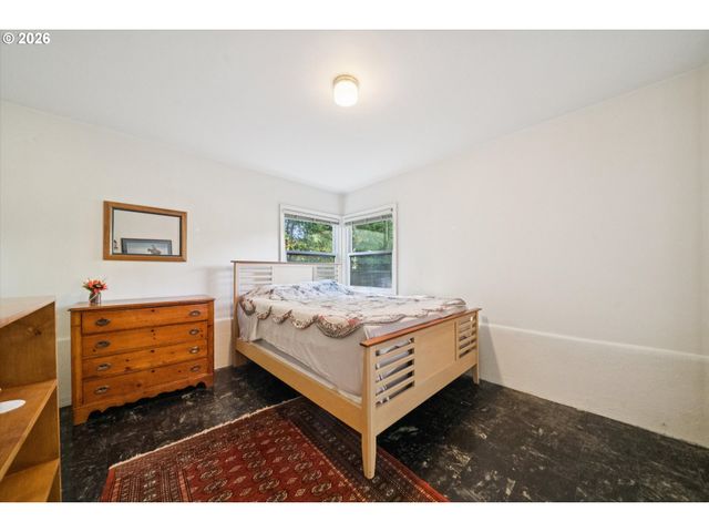 7270 Sw SYLVAN Ct, Portland, OR 97225