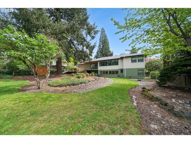 7270 Sw SYLVAN Ct, Portland, OR 97225