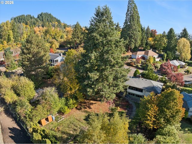 7270 Sw SYLVAN Ct, Portland, OR 97225