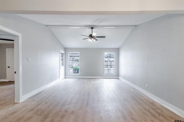 415 Thigpen, Tyler, TX 75703
