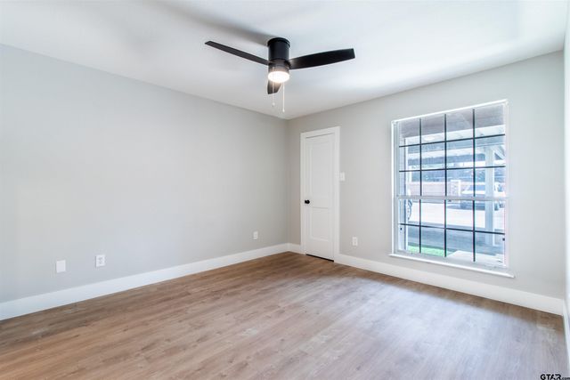 415 Thigpen, Tyler, TX 75703