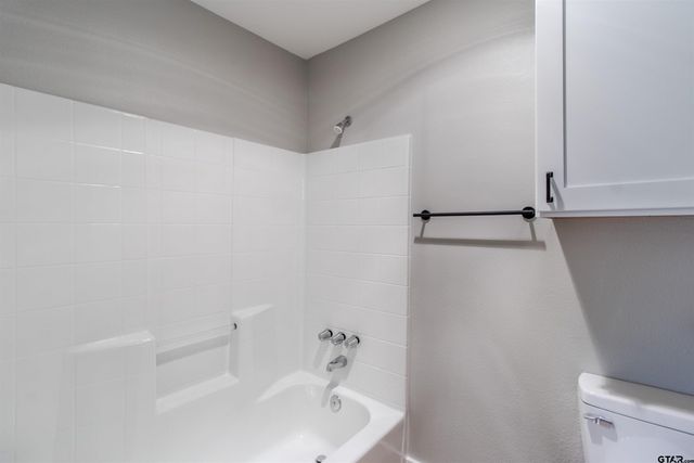 415 Thigpen, Tyler, TX 75703