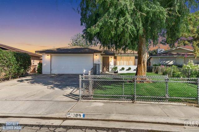 708 Rutherford Court, Bakersfield, CA 93308