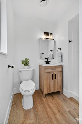 708 Rutherford Court, Bakersfield, CA 93308