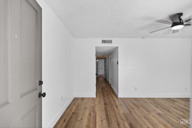 708 Rutherford Court, Bakersfield, CA 93308