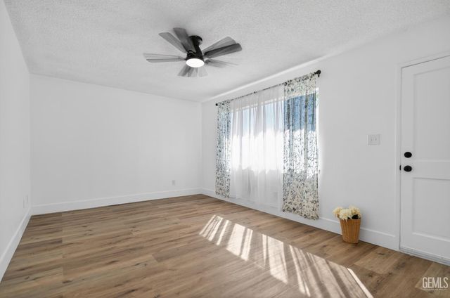 708 Rutherford Court, Bakersfield, CA 93308