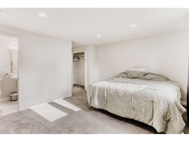 20650 Sw FLORENCE St, Aloha, OR 97078