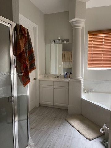 8004 SW 195th Ter 0, Cutler Bay, FL 33157