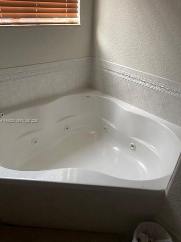 8004 SW 195th Ter 0, Cutler Bay, FL 33157