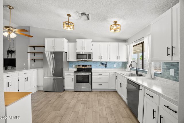 5301 W ASTER Drive, Glendale, AZ 85304