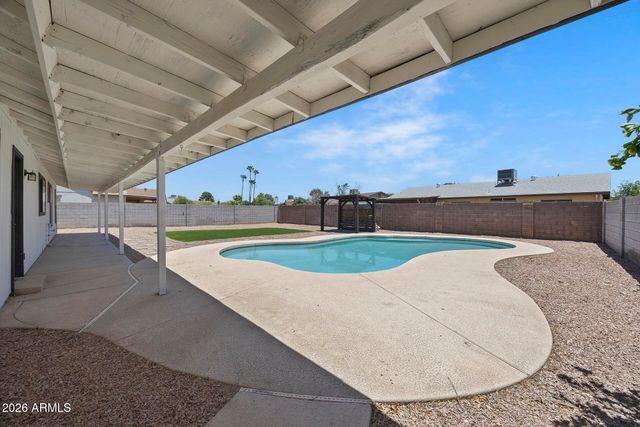 5301 W ASTER Drive, Glendale, AZ 85304