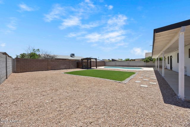5301 W ASTER Drive, Glendale, AZ 85304