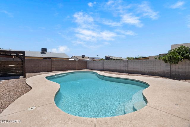 5301 W ASTER Drive, Glendale, AZ 85304