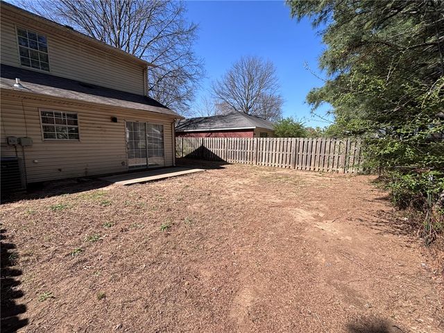 822 & 824 N Daisy Lane, Fayetteville, AR 72704