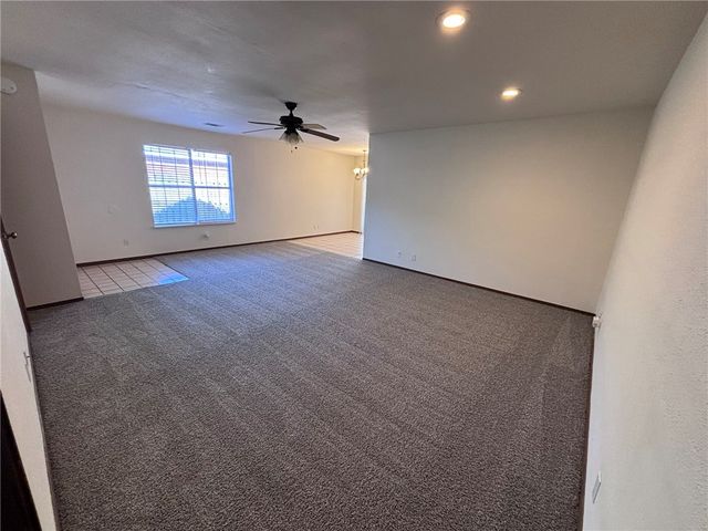 822 & 824 N Daisy Lane, Fayetteville, AR 72704