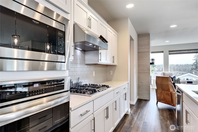 17915 Sunrise Ridge Avenue NE, Poulsbo, WA 98370
