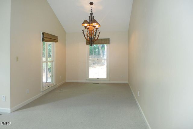 439 Crossvine Close, Pittsboro, NC 27312