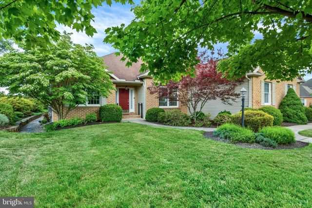 920 WOODLEY DR, Mechanicsburg, PA 17050