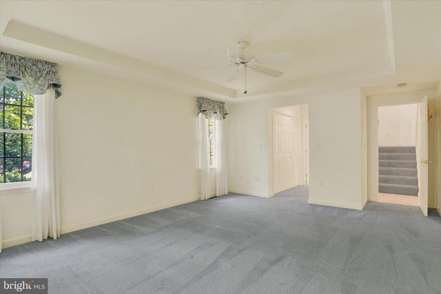 920 WOODLEY DR, Mechanicsburg, PA 17050
