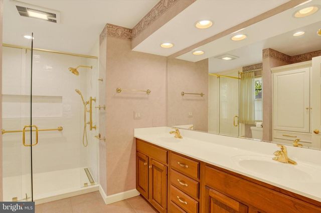 920 WOODLEY DR, Mechanicsburg, PA 17050