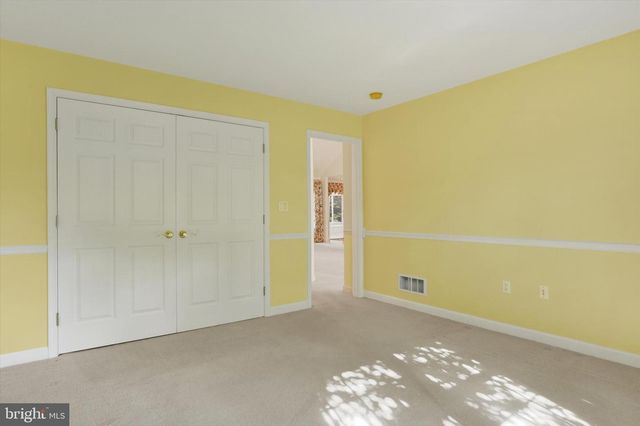 920 WOODLEY DR, Mechanicsburg, PA 17050