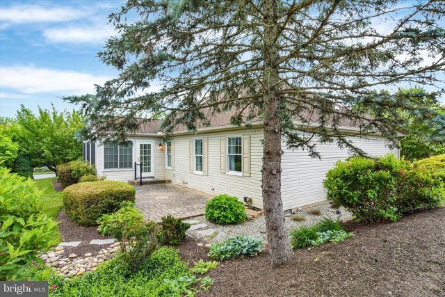 920 WOODLEY DR, Mechanicsburg, PA 17050