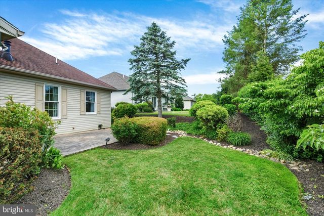 920 WOODLEY DR, Mechanicsburg, PA 17050