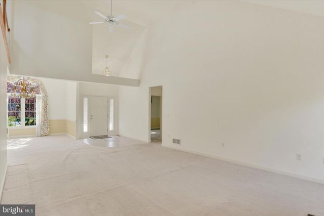 920 WOODLEY DR, Mechanicsburg, PA 17050